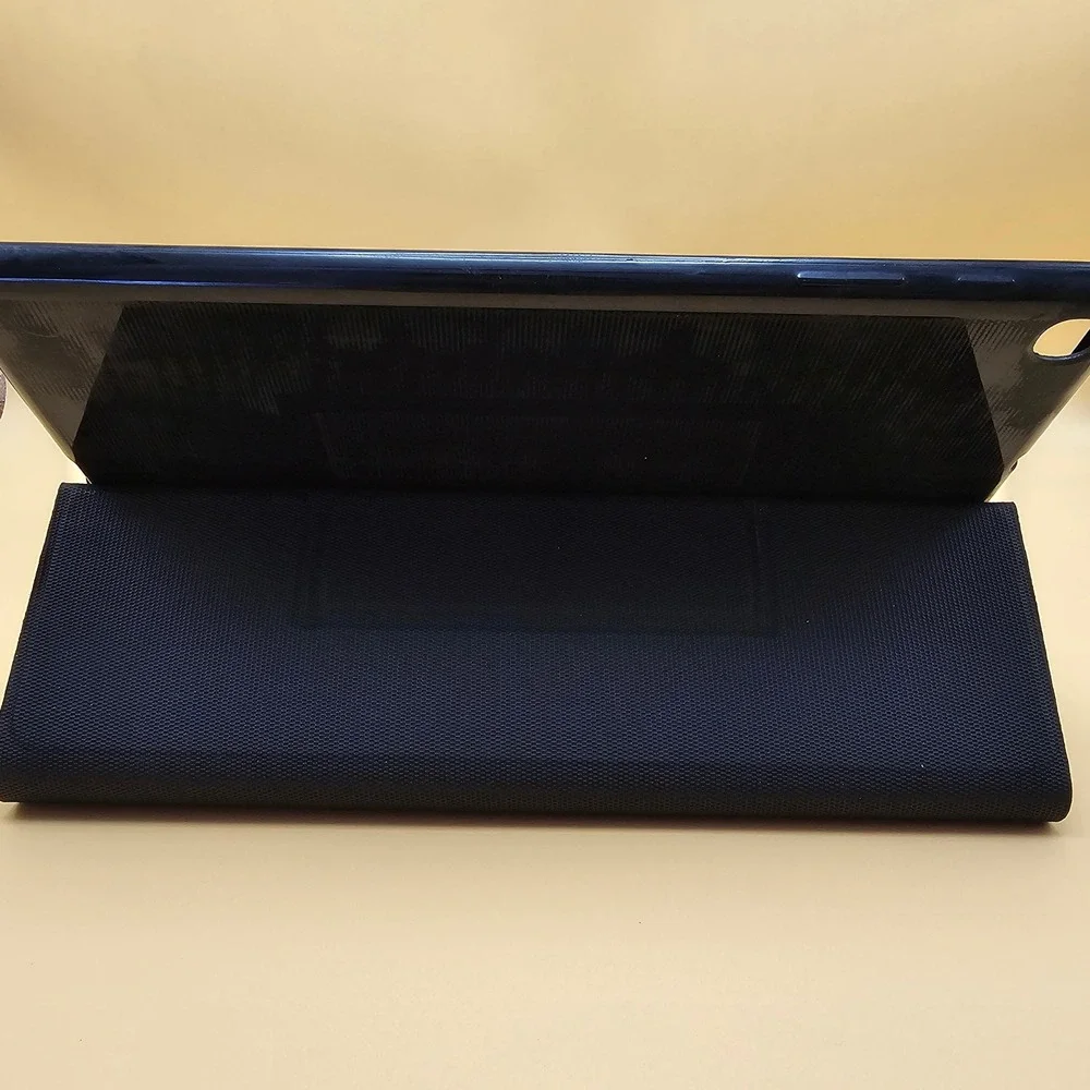 Universal Tablet Case with Detachable Magnetic Bluetooth Keyboard‎ Cover